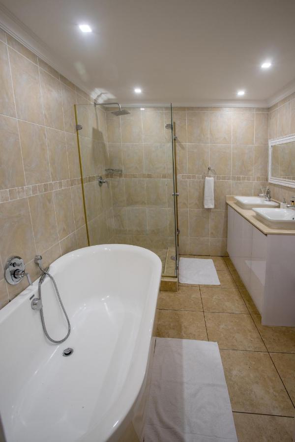 Stay At The Point - Peaceful Plentiful Penthouse Durban Eksteriør billede